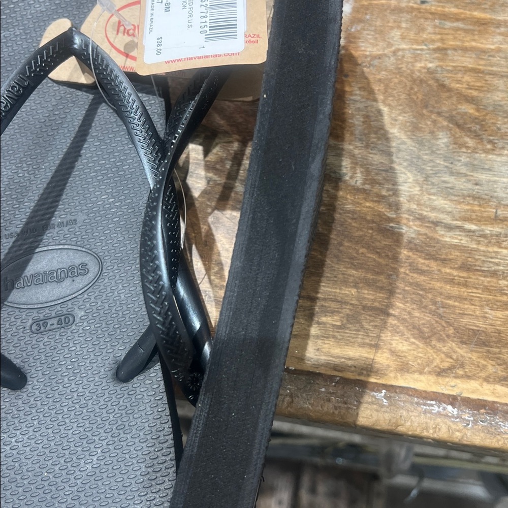 Havaianas Classic Flip Flops - Picture 4 of 4